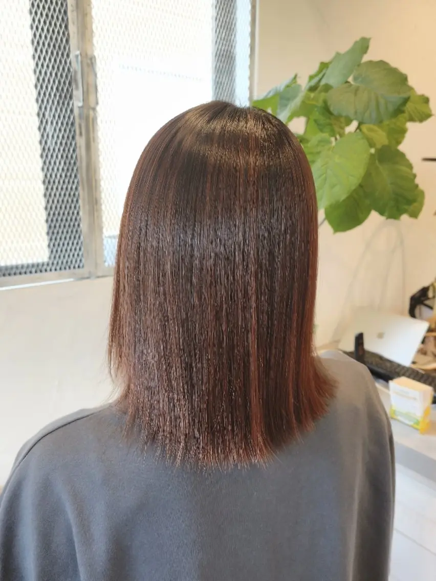 セミロング 縮毛矯正 LEASH 北原のヘアスタイル
