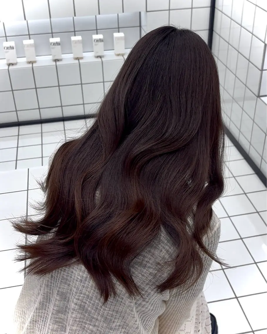 ロング 岡林 ひなののヘアスタイル