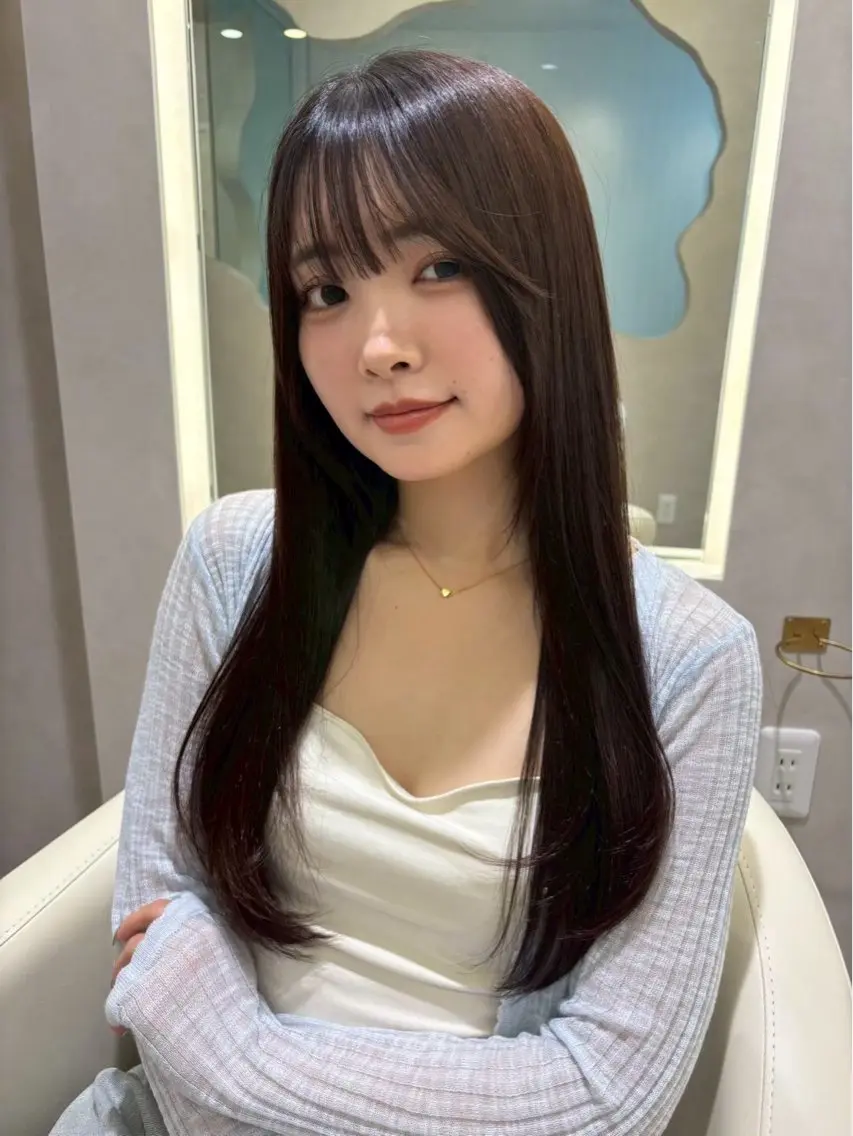 カラー ♻️ブリーチなし カラー♻️のヘアスタイル