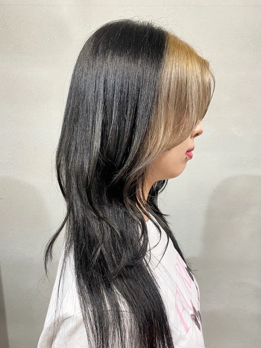 ロング カラー ミストバング ベージュカラー ブリーチ デザインカラー フェイスフレーミング 柏 デザインカラー/ レイヤー🐣シオリのヘアスタイル