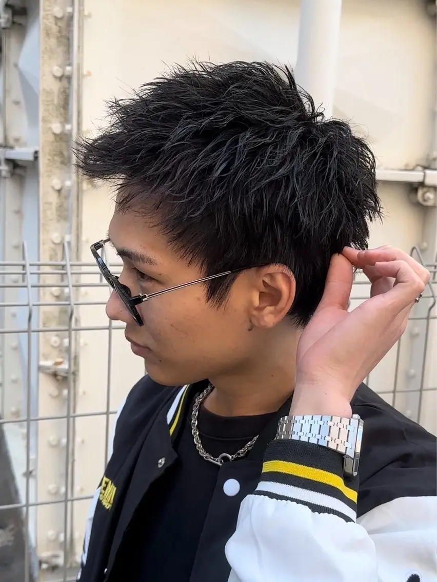 ショート メンズ フェードカット スパイキーショート ショートヘア メンズ専門 / Hibikiのヘアスタイル