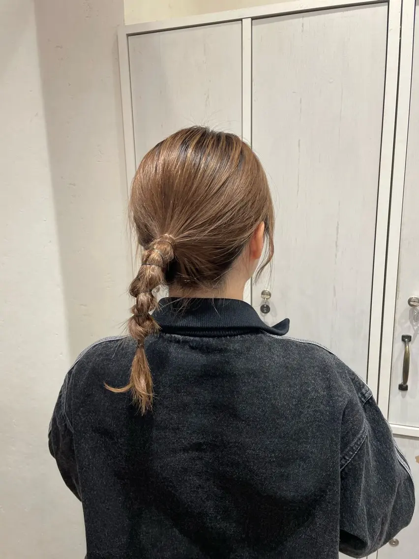 ミディアム 佐々木 彩羽のヘアスタイル