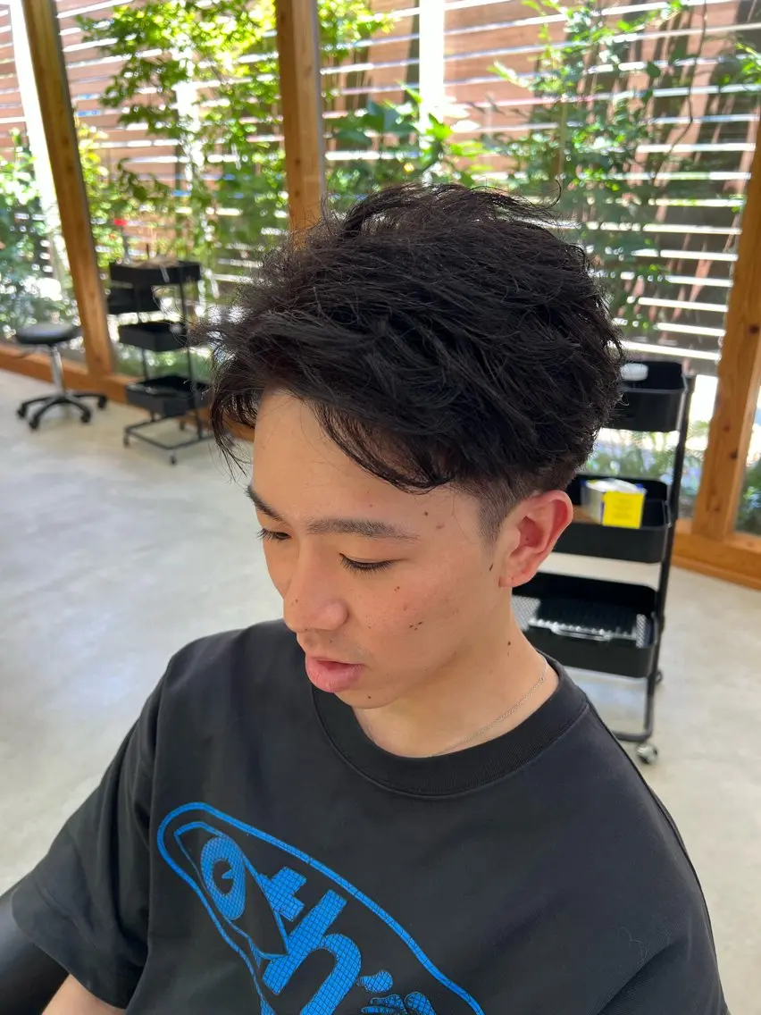 メンズ カット パーマ 解良 優斗のヘアスタイル