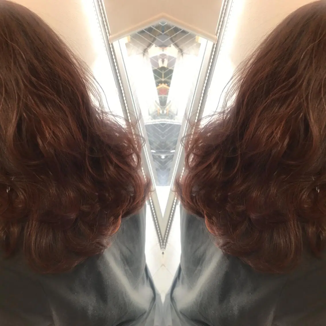 セミロング カラー カシス ピンクカラー ヘアカラー 柴田 祐輔のヘアスタイル