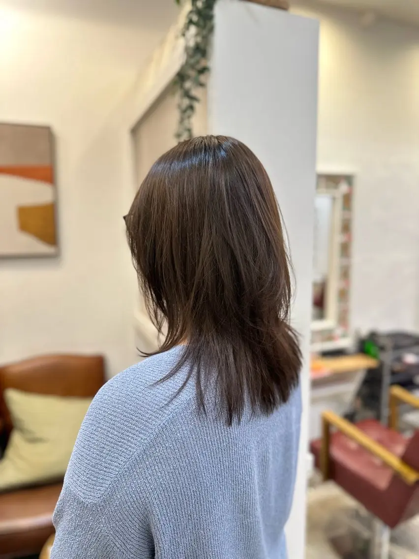 セミロング カット トリートメント 村上 滉弥のヘアスタイル