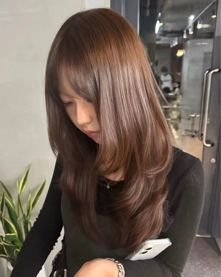 セミロング カラー Anna/ハイライト ブリーチモデル募集中のヘアスタイル