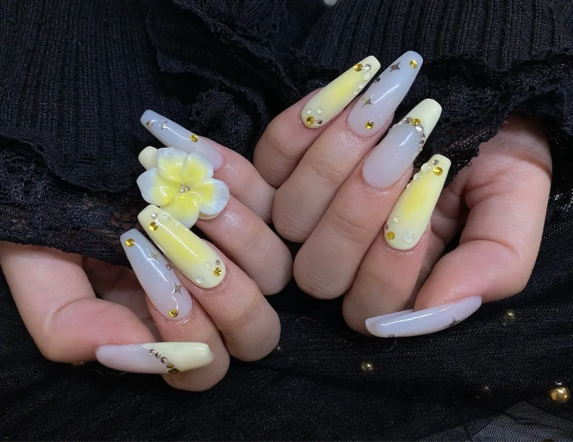 スカルプ長さだし＋持ち込みデザイン120分アートの写真