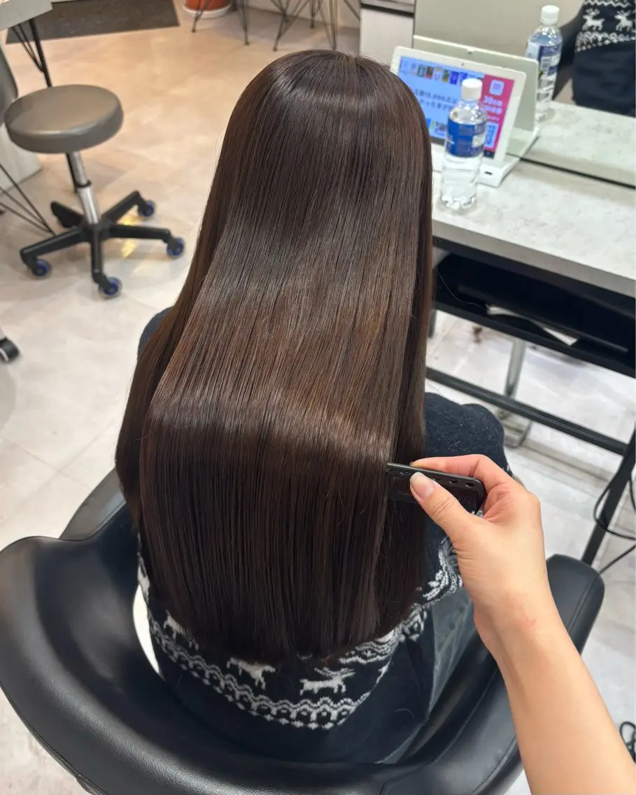 ロング カラー ブリーチ 透明感カラー グレージュ ブリーチなしカラー カット ヘアカラー レイヤーカット/ 暗髪カラー🧸ナシコのヘアスタイル