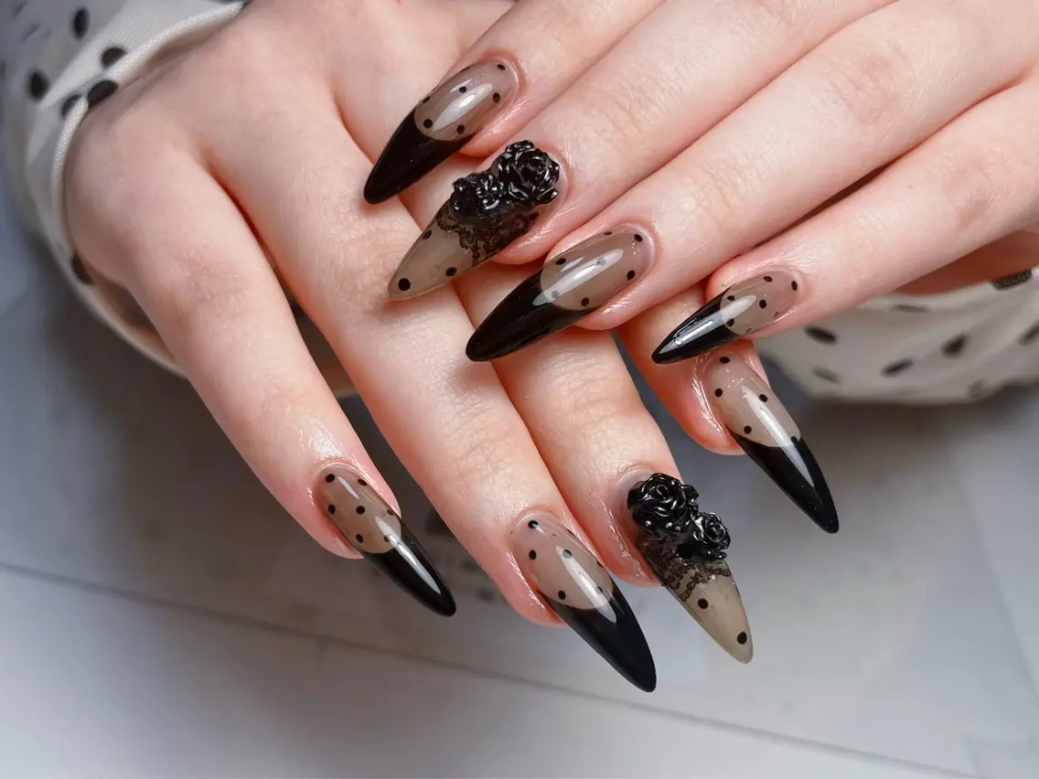 ネイル アートネイル フレンチネイル 韓国ネイル ワンホンネイル ハンドネイル ハンドケア 心斎橋Mione nail salonのネイルデザイン
