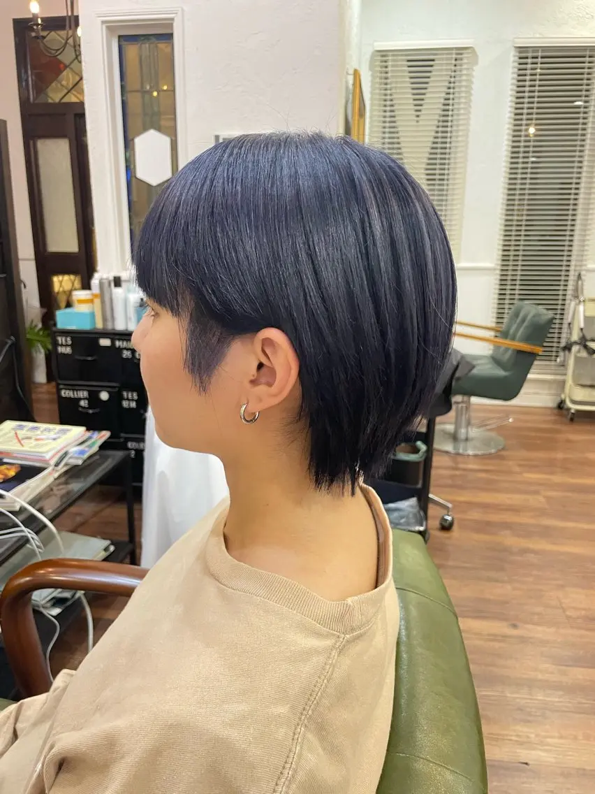 ショート ヘアカラー 下林 雅明のヘアスタイル