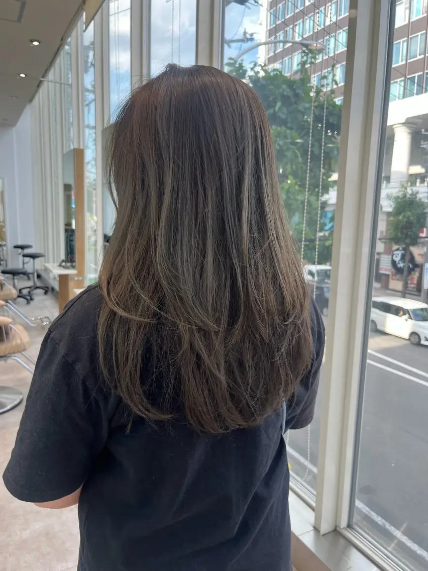 ロング 切りっぱなしボブ ボブ レイヤーカット cana 札幌レイヤースタイルのヘアスタイル