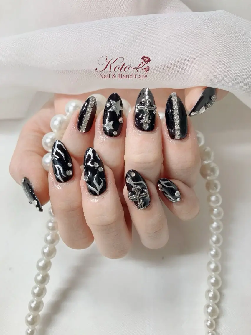 ネイル 長さ出し ジェルネイル 持ち込み ニュアンスネイル 赤色 ハンドネイル Nail Salon KOTOのネイルデザイン