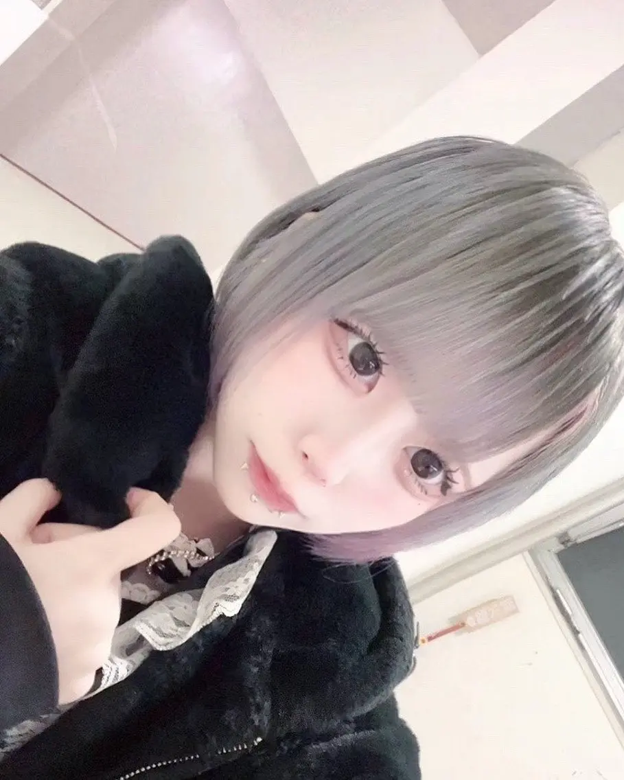 【学割U24】カット＋ブリーチ＋カラーの写真