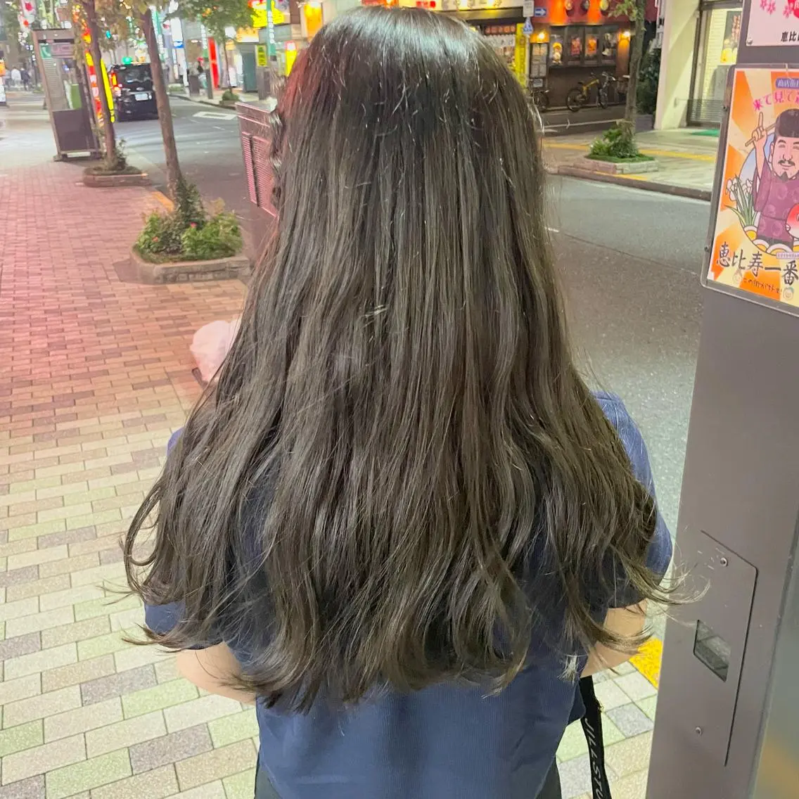 カラー アッシュ ベージュカラー 恵比寿 艶暗髪 🎀Naokoのヘアスタイル