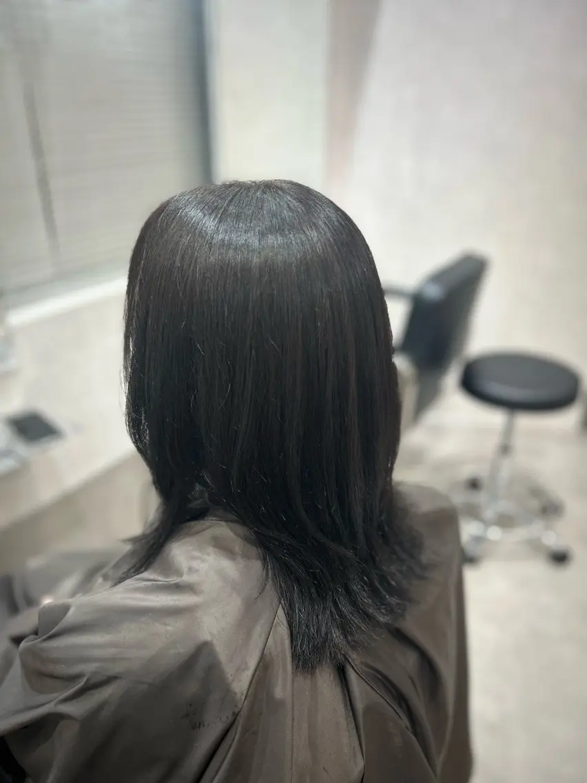 ミディアム REM 新宿 / 布施 有希のヘアスタイル