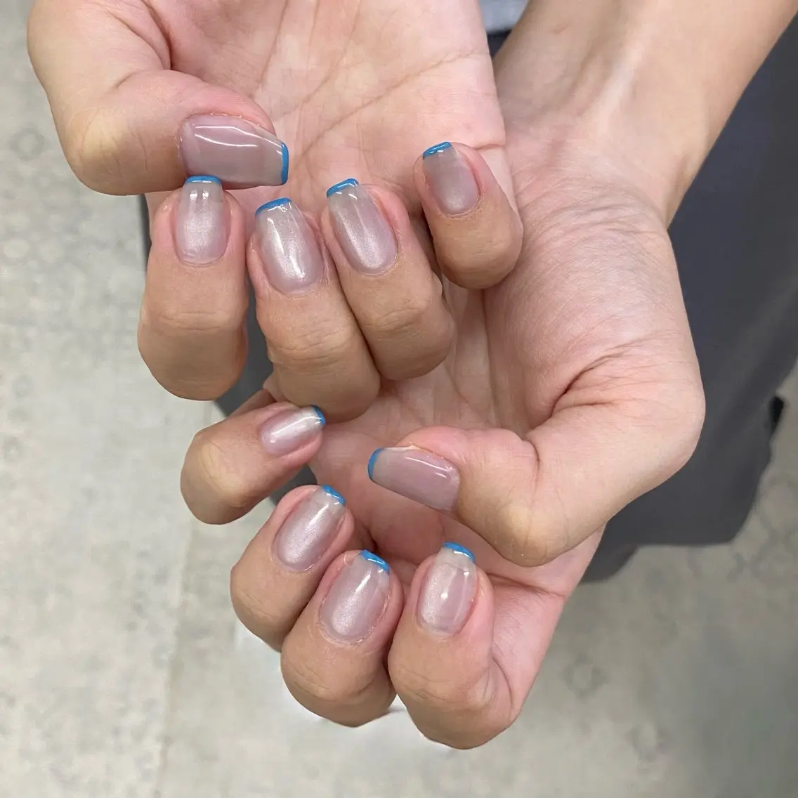 ネイル ブルー フレンチネイル マグネットネイル ハンドネイル nail salon muuのネイルデザイン
