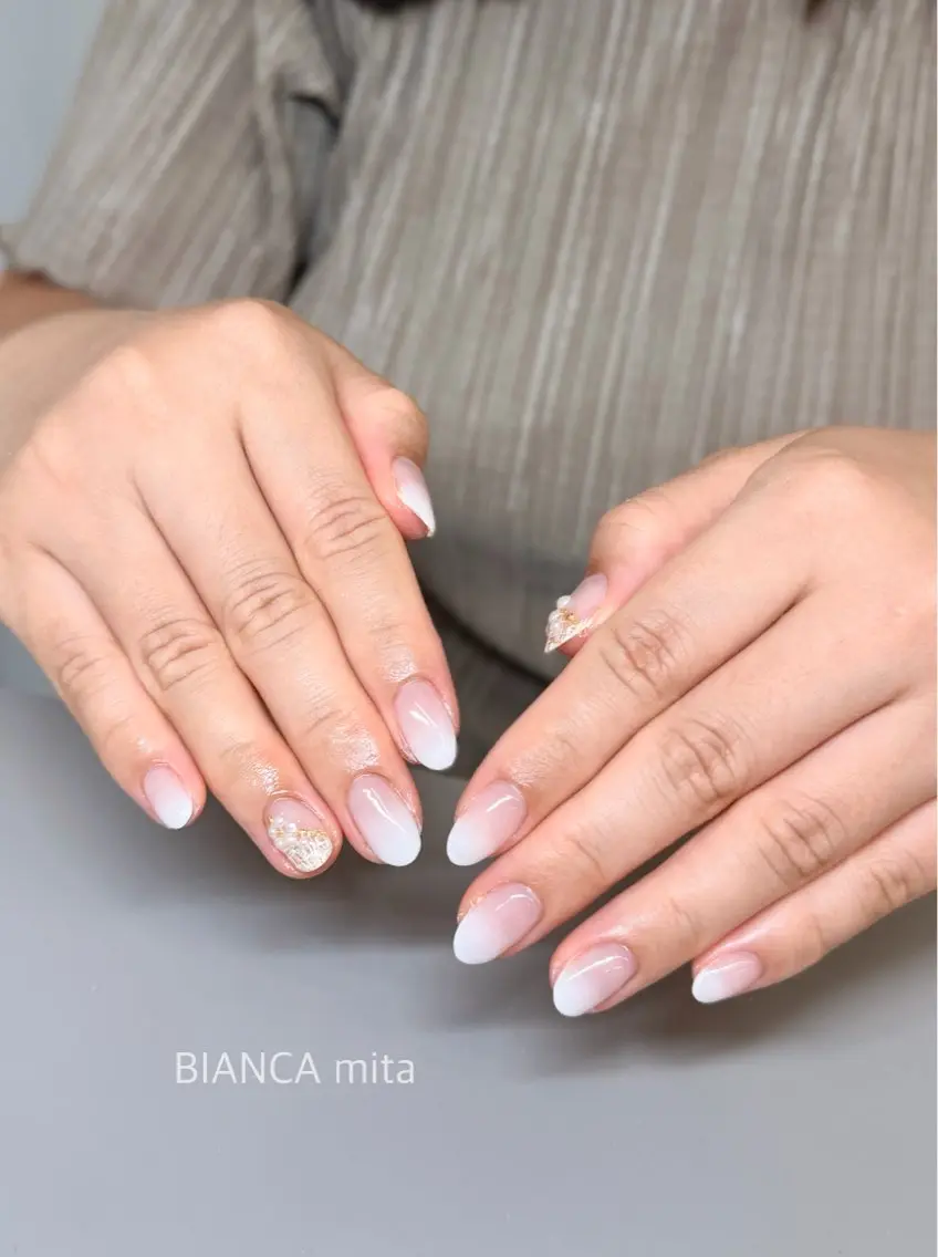 ネイル ハンドネイル Bianca 三田 IMAIのネイルデザイン