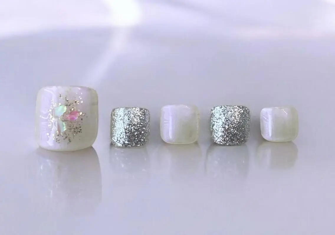 ネイル フットネイル akiko Itoのネイルデザイン