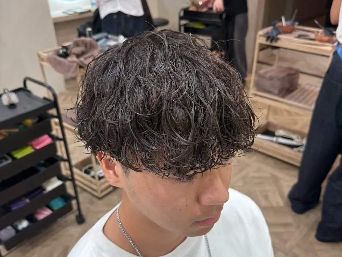 パーマ メンズ メンズパーマ カット パーマ トリートメント 市原亮/塩釜口/ ツイスパ/波巻きのヘアスタイル