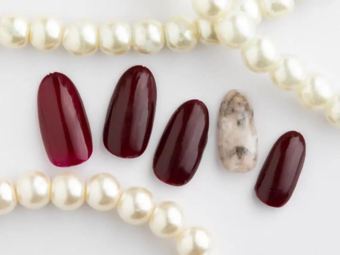 ネイル Tiary Nail Fのネイルデザイン