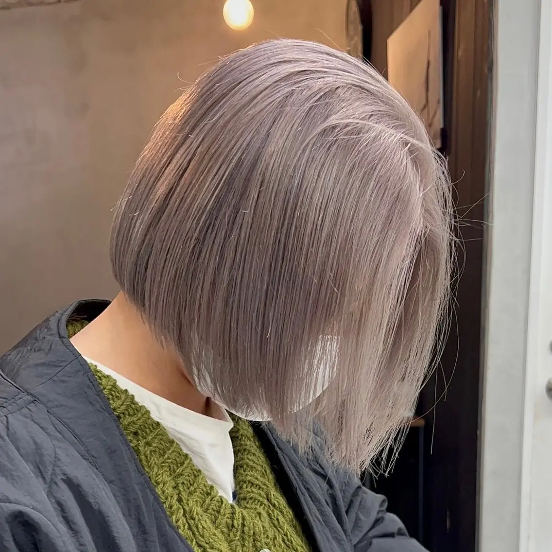カラー ヘアアレンジ ベージュカラー ハイトーンカラー ボブ 🫧透明感カラー/ ナルハ🫧のヘアスタイル