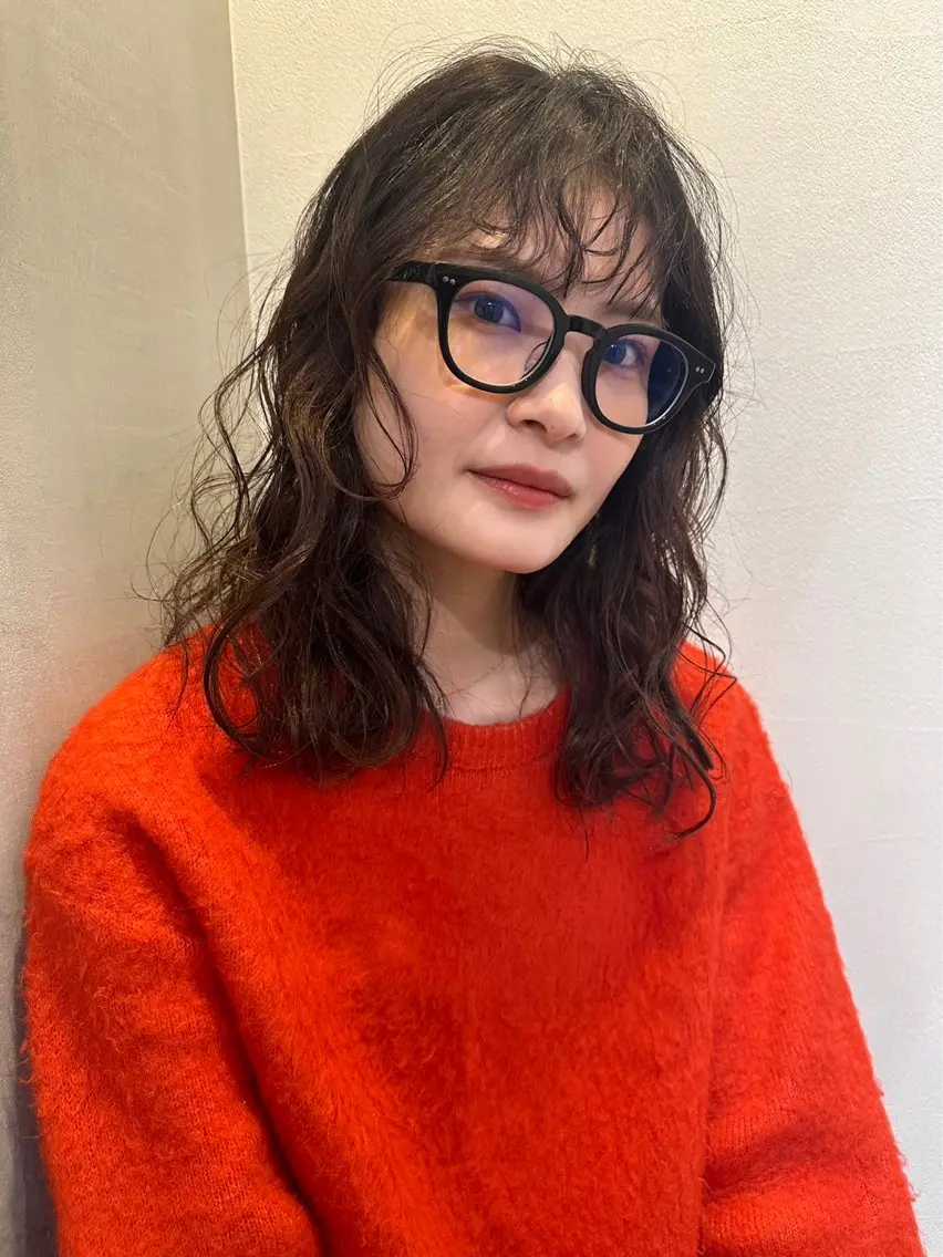 パーマ ニュアンスパーマ rina韓国レイヤー ハッシュカットのヘアスタイル