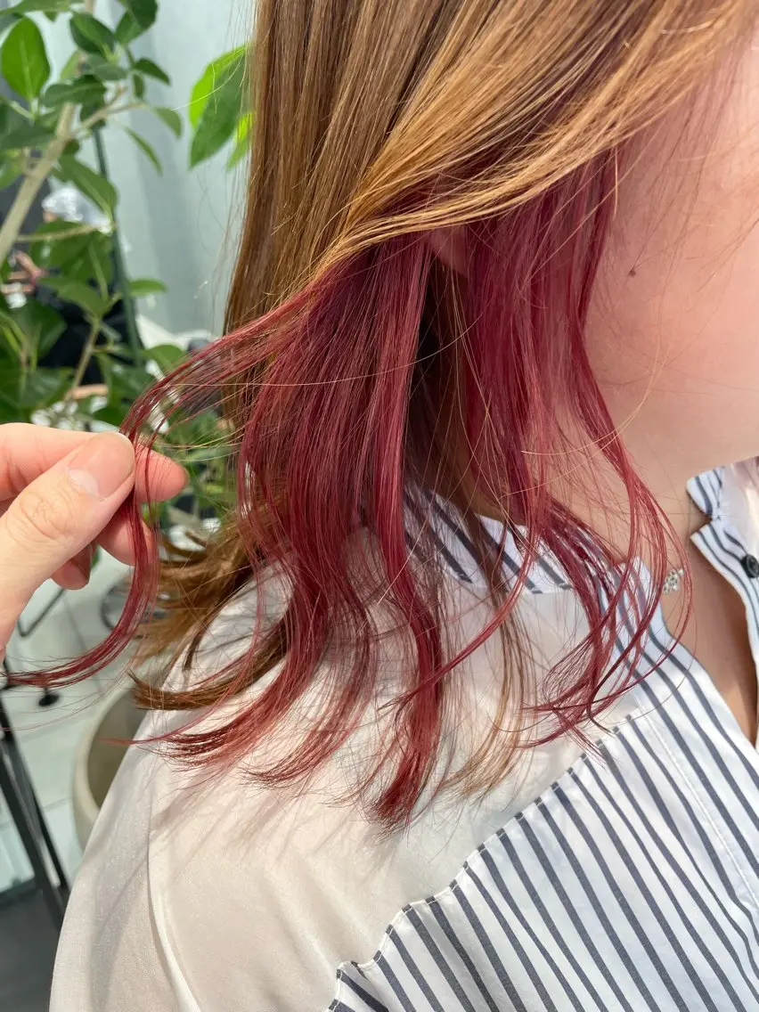 ロング カラー ブリーチ イヤリングカラー ピンクカラー メンズブリーチカラー /NAOのヘアスタイル