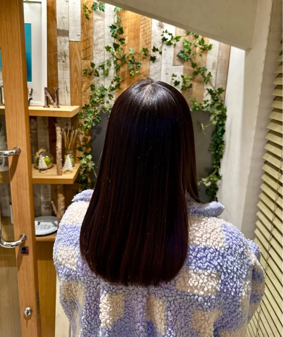 岡本 葵のヘアスタイル