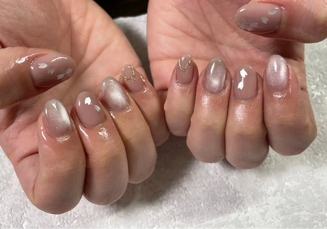 ネイル オーロラネイル フットネイル フレンチネイル ジェルネイル 韓国ネイル ハンドネイル kiki nail &brow二子玉川のネイルデザイン
