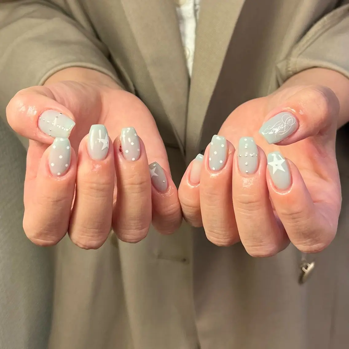 ネイル ハンドネイル フットネイル neroria nailのネイルデザイン