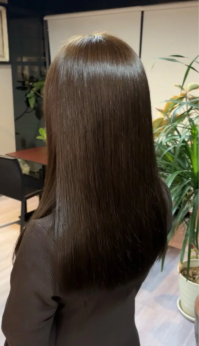 ロング カラー ベージュカラー ブリーチ 透明感カラー ダブルカラー ブリーチなしカラー ヘアカラー arika もえのヘアスタイル