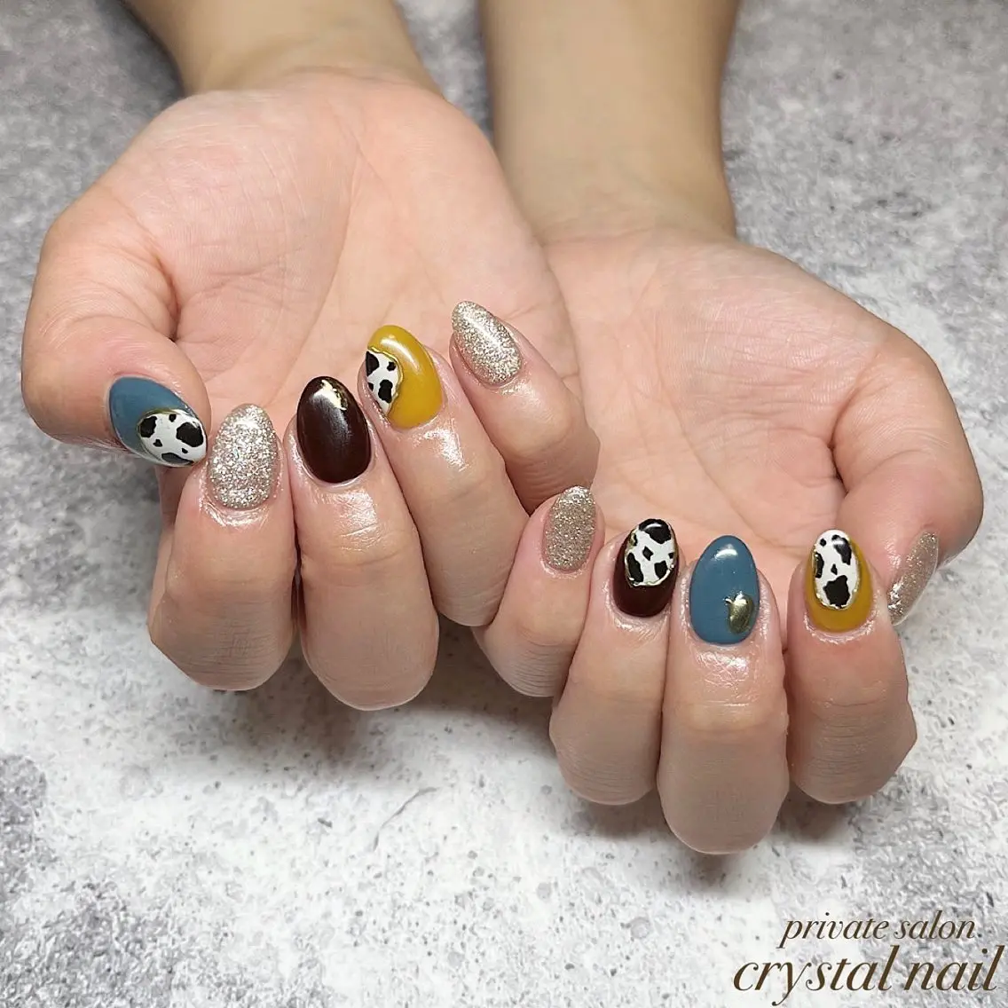 ネイル アニマル柄 冬ネイル Crystal Nailのネイルデザイン