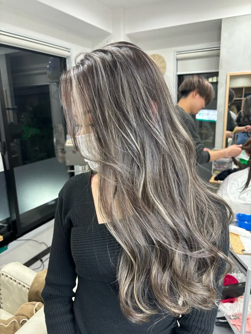 ロング カラー ハイライトカラー ハイライト ヘアカラー ハイトーンカラー/ ハイライトJUNKIのヘアスタイル