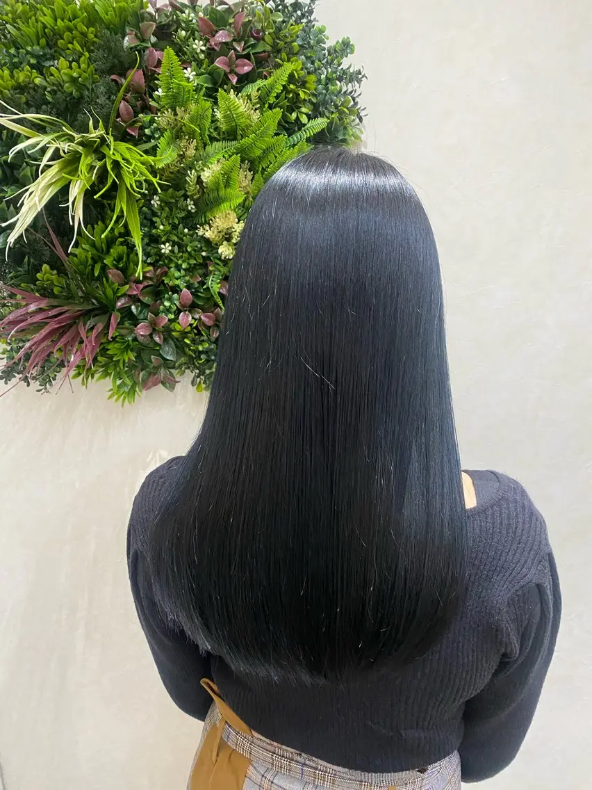 セミロング ピンクブラウン 縮毛矯正 N°+aero 😊れいか😊のヘアスタイル