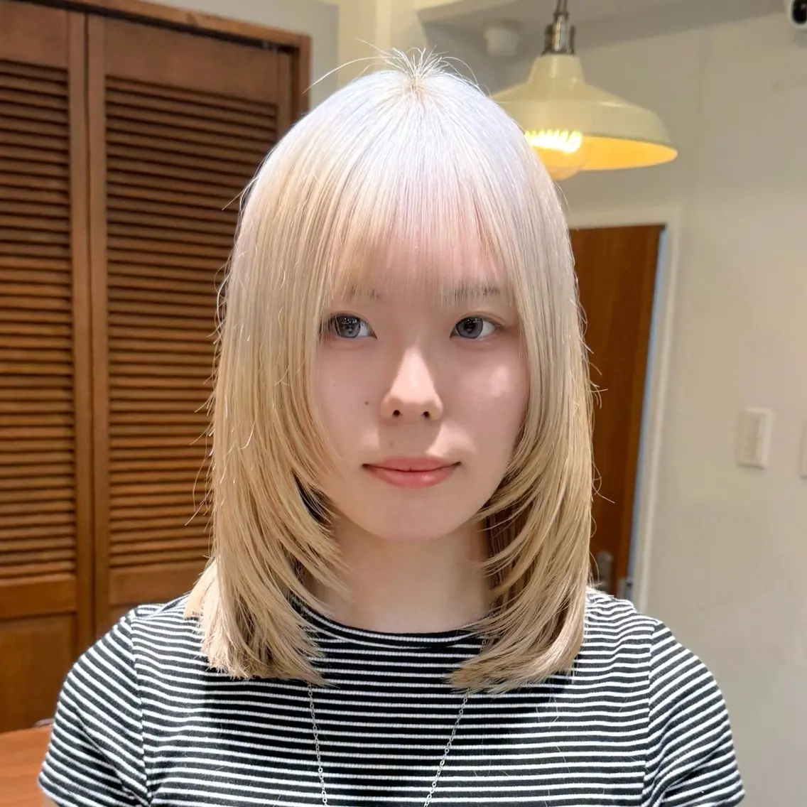 ミディアム カット トリートメント レイヤーカット 縮毛矯正 高杉颯汰のヘアスタイル