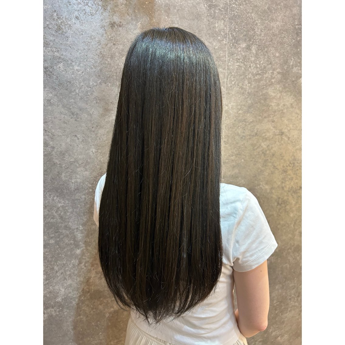 ロング カラー カット 縮毛矯正 トリートメント 三木 夏穂のヘアスタイル
