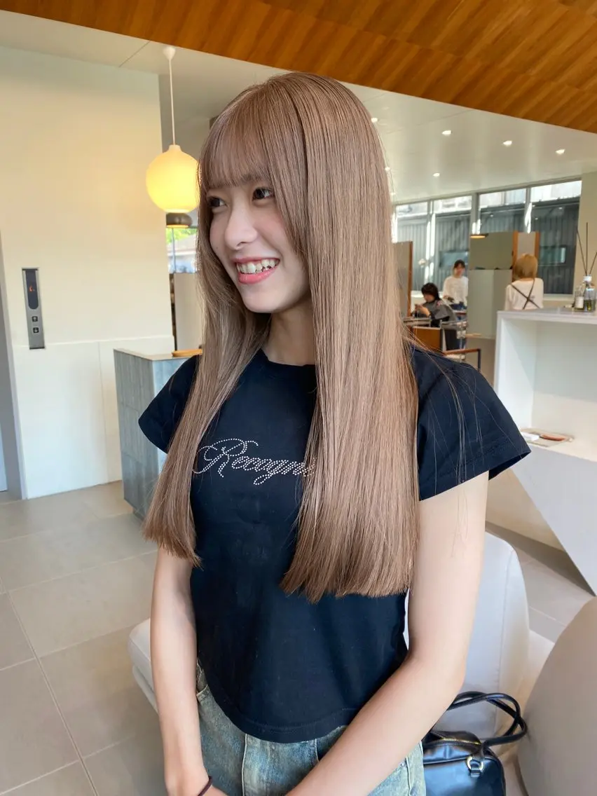 ロング カラー ベージュカラー 透明感カラー ダブルカラー カット ヘアカラー トリートメント ☪️ブリーチ特化施術 /レイヤー🪽aiのヘアスタイル