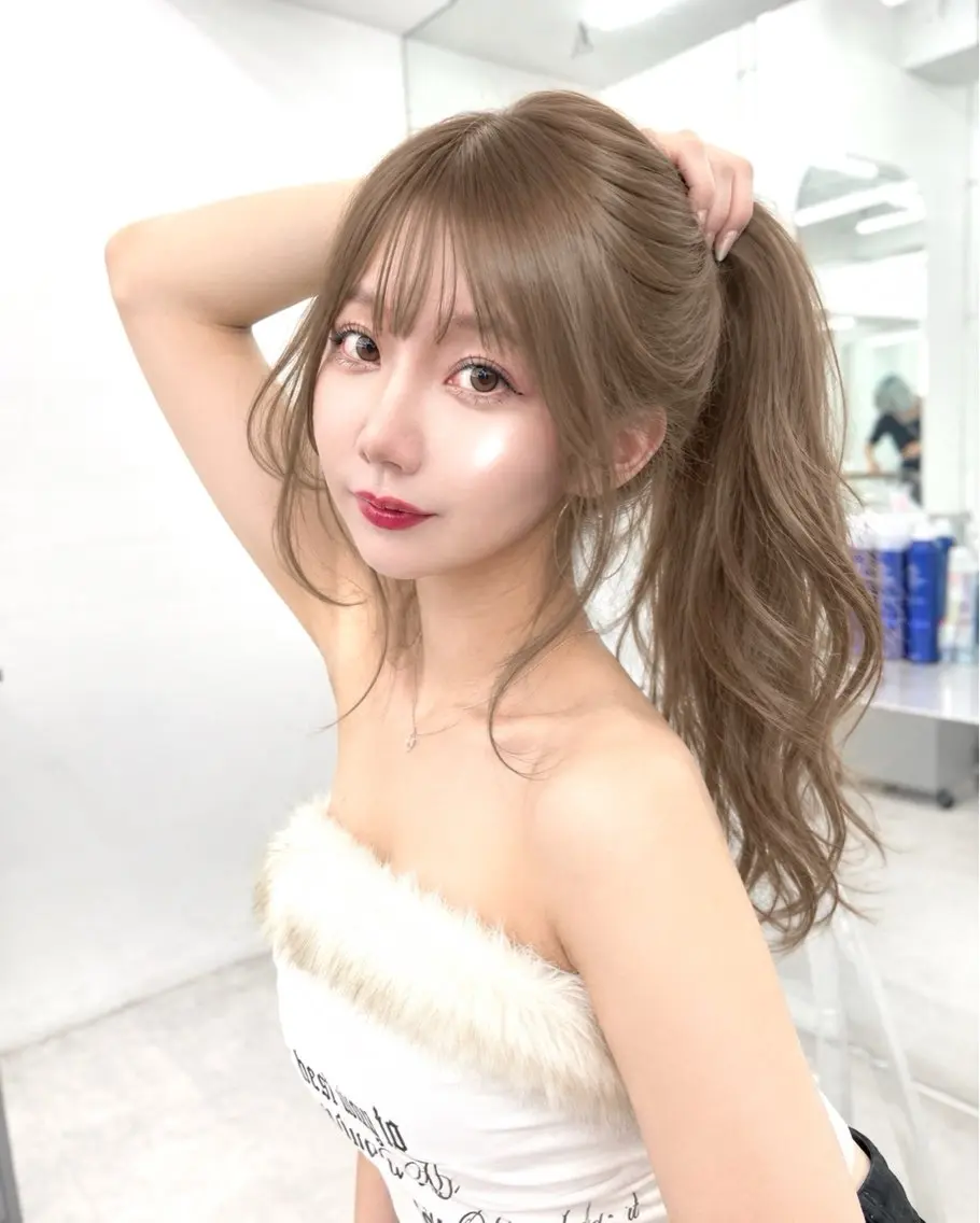 ロング カラー ベージュカラー ヘーゼル 顔周りカット ハッシュカット 韓国風ヘア カット ヘアカラー トリートメント ヘッドスパ 盛れる顔周り✨韓国 レイヤーkanatoのヘアスタイル