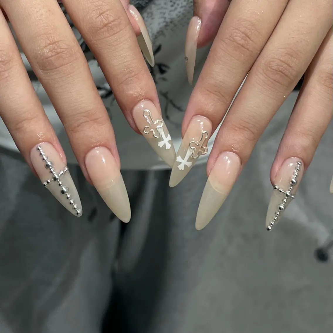 ネイル ハンドネイル IROHA NAIL Kurumi🪽🫧のネイルデザイン