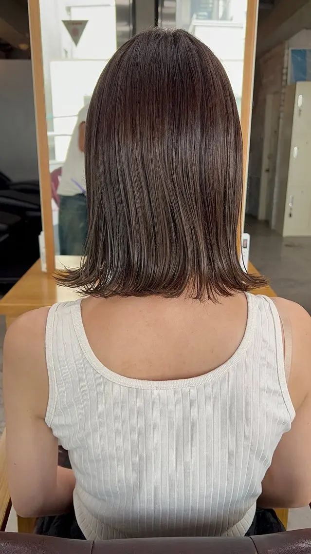 カラー 秋山 美奈のヘアスタイル