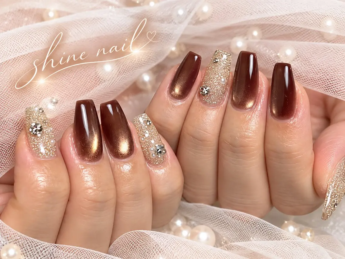 ネイル shineジェル& チップ長さだしのネイルデザイン