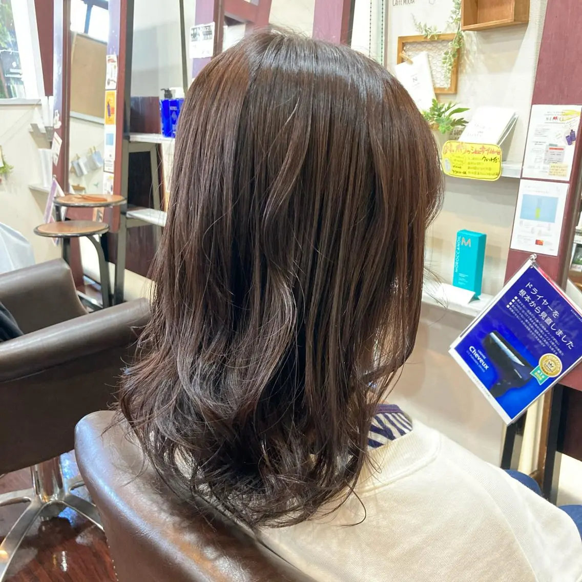 ミディアム カラー イルミナカラー ピンクカラー トリートメント Well‘s黒木🌿 レイヤー💎寒色のヘアスタイル