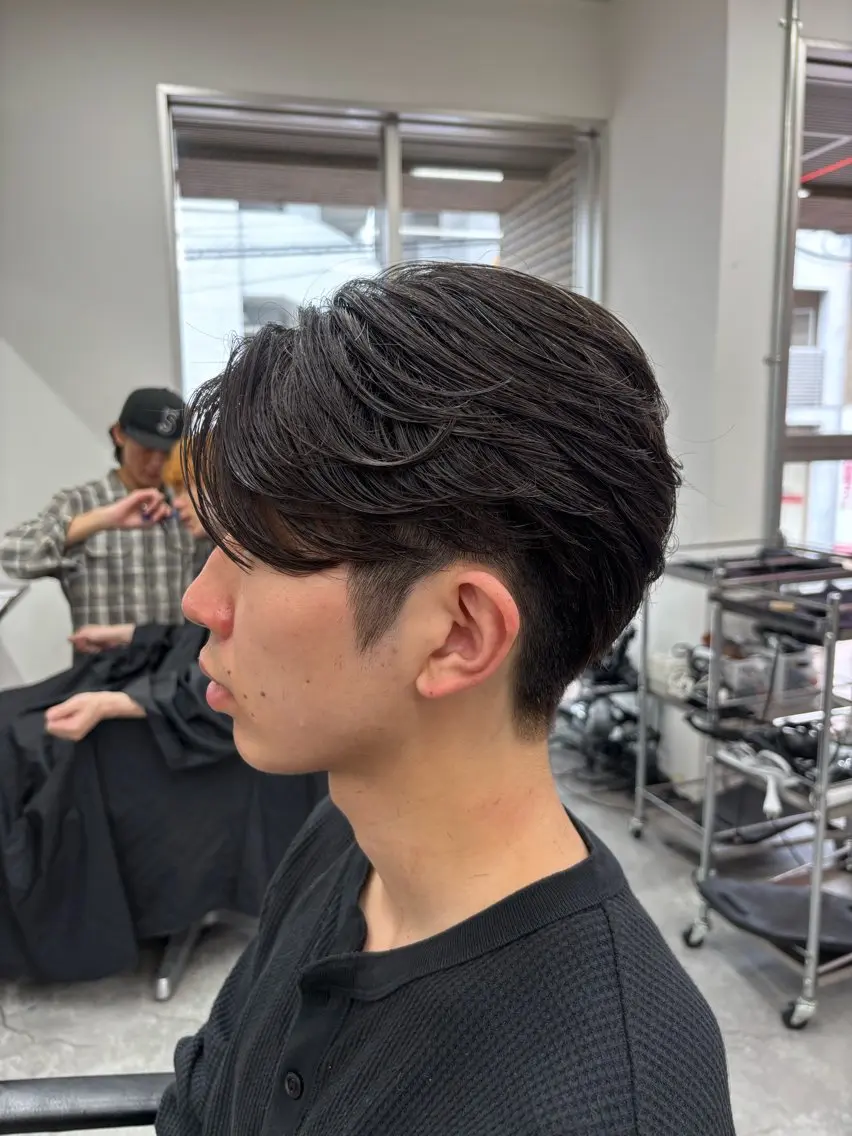 パーマ メンズ メンズ特化✨️ 韓国風パーマ🔥一八のヘアスタイル