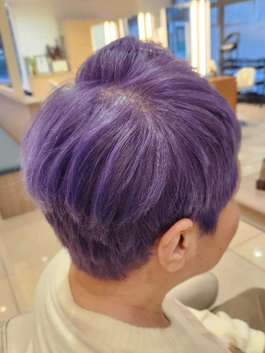 ショート カラー アッシュ バイオレットカラー バイオレットアッシュ 推しアニメカラー🌈 ツヤ透明感カラー🦄のヘアスタイル