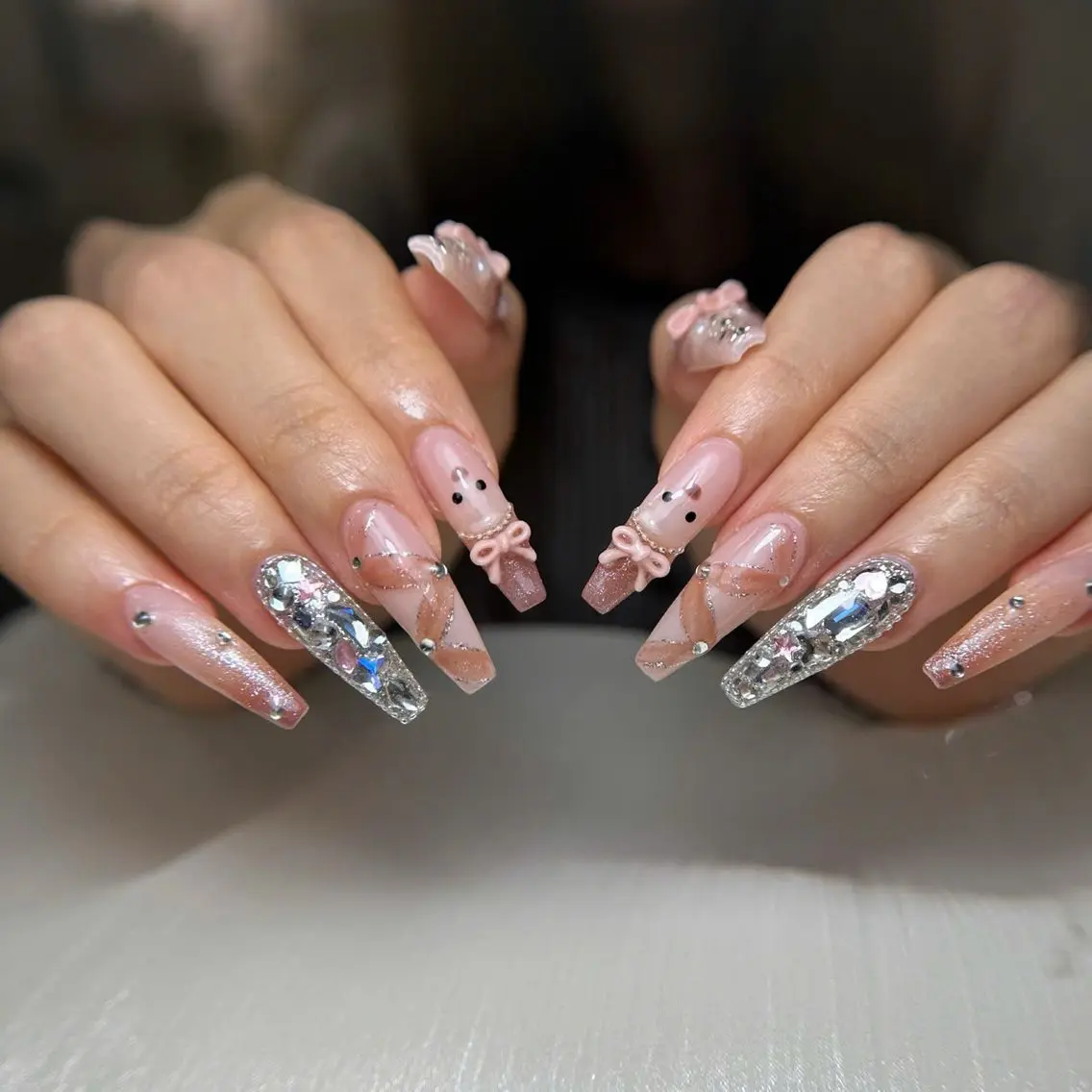 ネイル オーロラネイル 長さ出し フラッシュネイル フレンチネイル ジェルネイル Michi Nail Staffのネイルデザイン