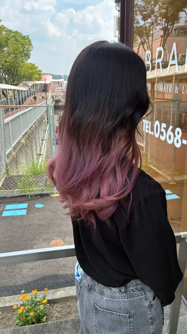 カラー グラデーションカラー ピンクカラー ⭐️いおり⭐️ ✨透明感カラー✨のヘアスタイル