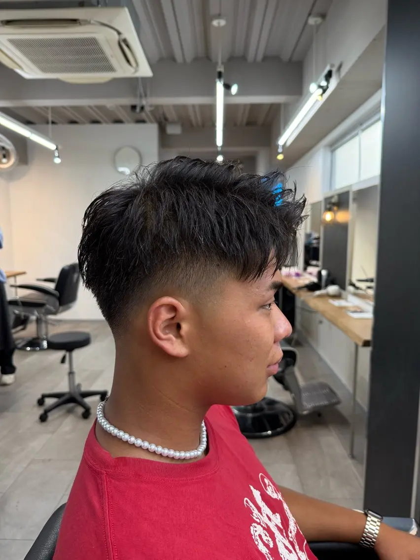 メンズ センターパート マッシュ スパイキーショート カット 直毛改善特化美容師/ 大森雄貴のヘアスタイル