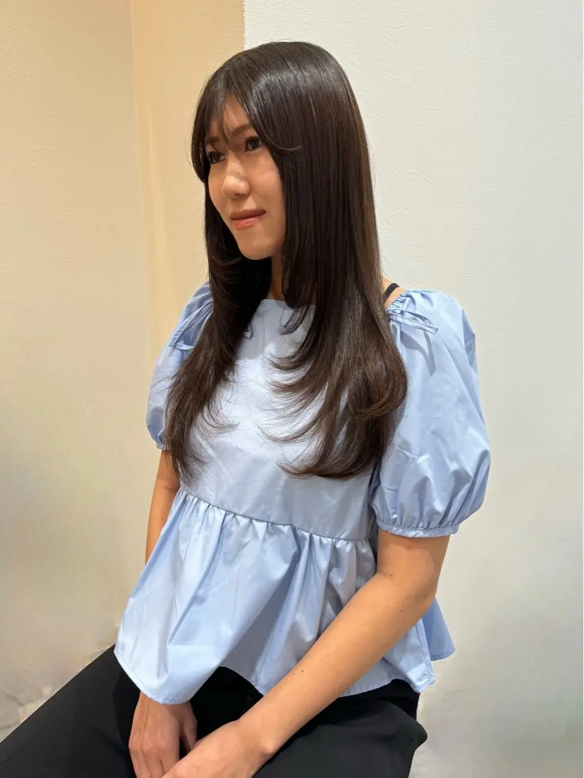 ロング 顔まわりレイヤー 顔周りカット レイヤーカット もりしま あやかのヘアスタイル