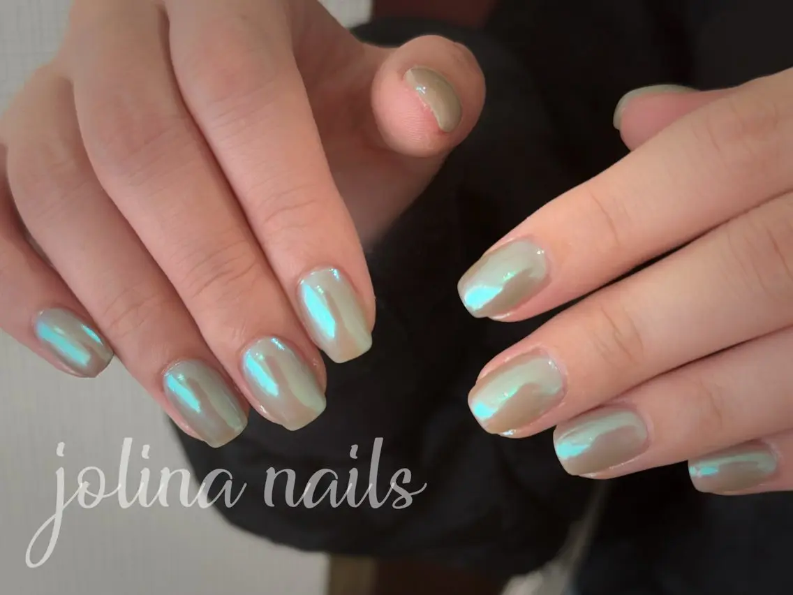 ネイル オーロラネイル ハンドネイル jolina nails鶴見店のネイルデザイン
