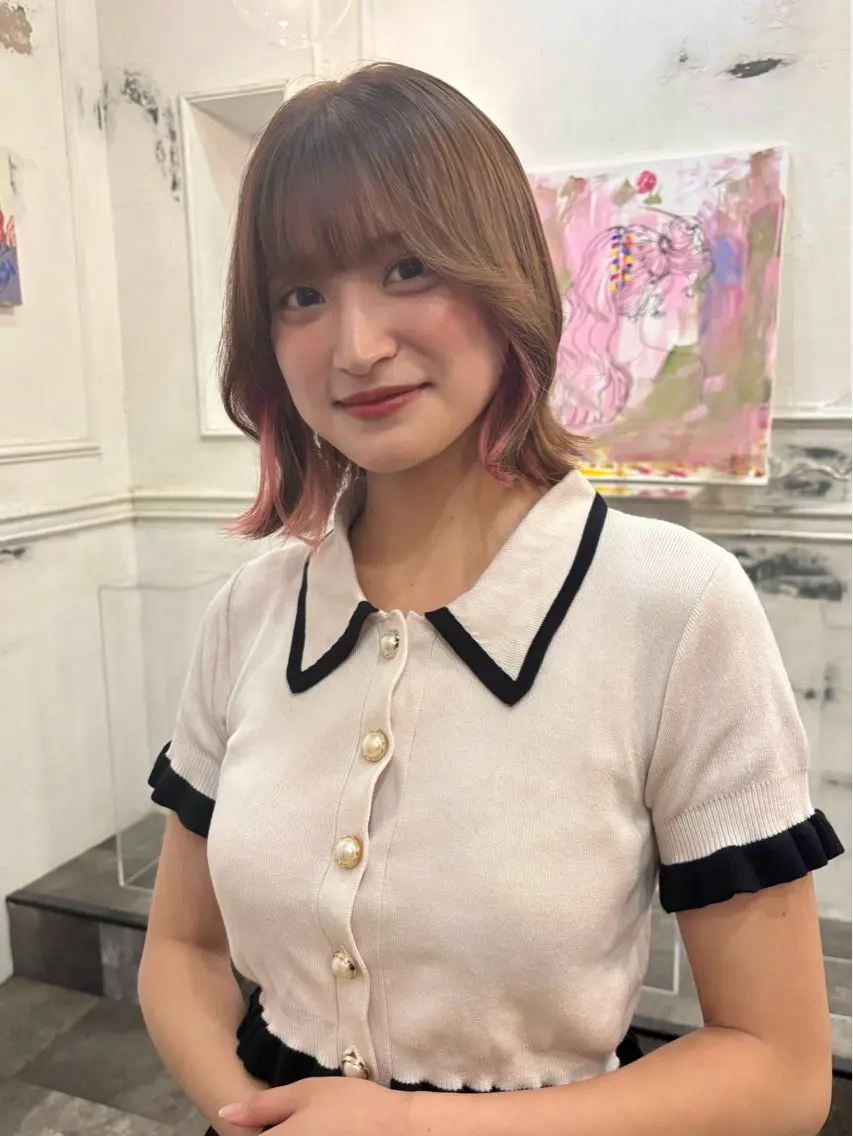 ミディアム ボブ・カラー 琴音のヘアスタイル
